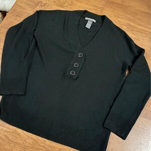 kenneth cole reaction black v neck sweater with detailed neck size medium womens